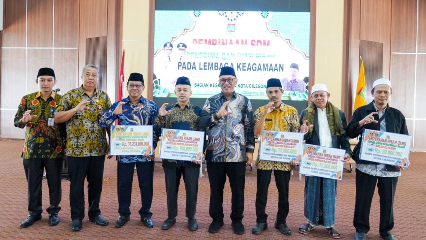 Salurkan Dana Hibah 41 Milliar ke Lembaga Keagamaan, Walikota Helldy Minta Digunakan Sesuai Aturan