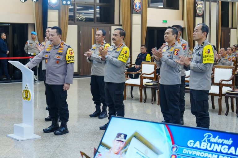 Kapolri Apresiasi Peluncuran e-Learning Divhumas Polri