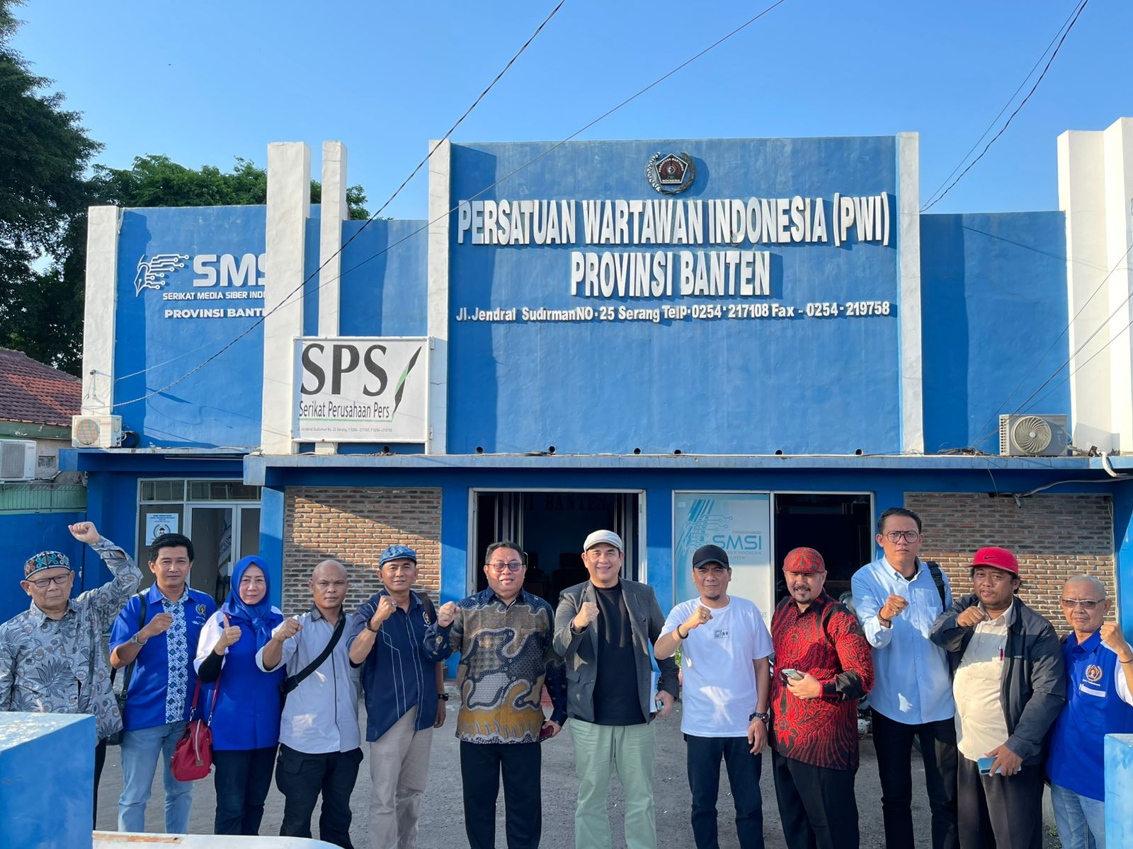 Ketua Umum PWI Zulmansyah Sekedang Kunjungi Sekretariat PWI Banten