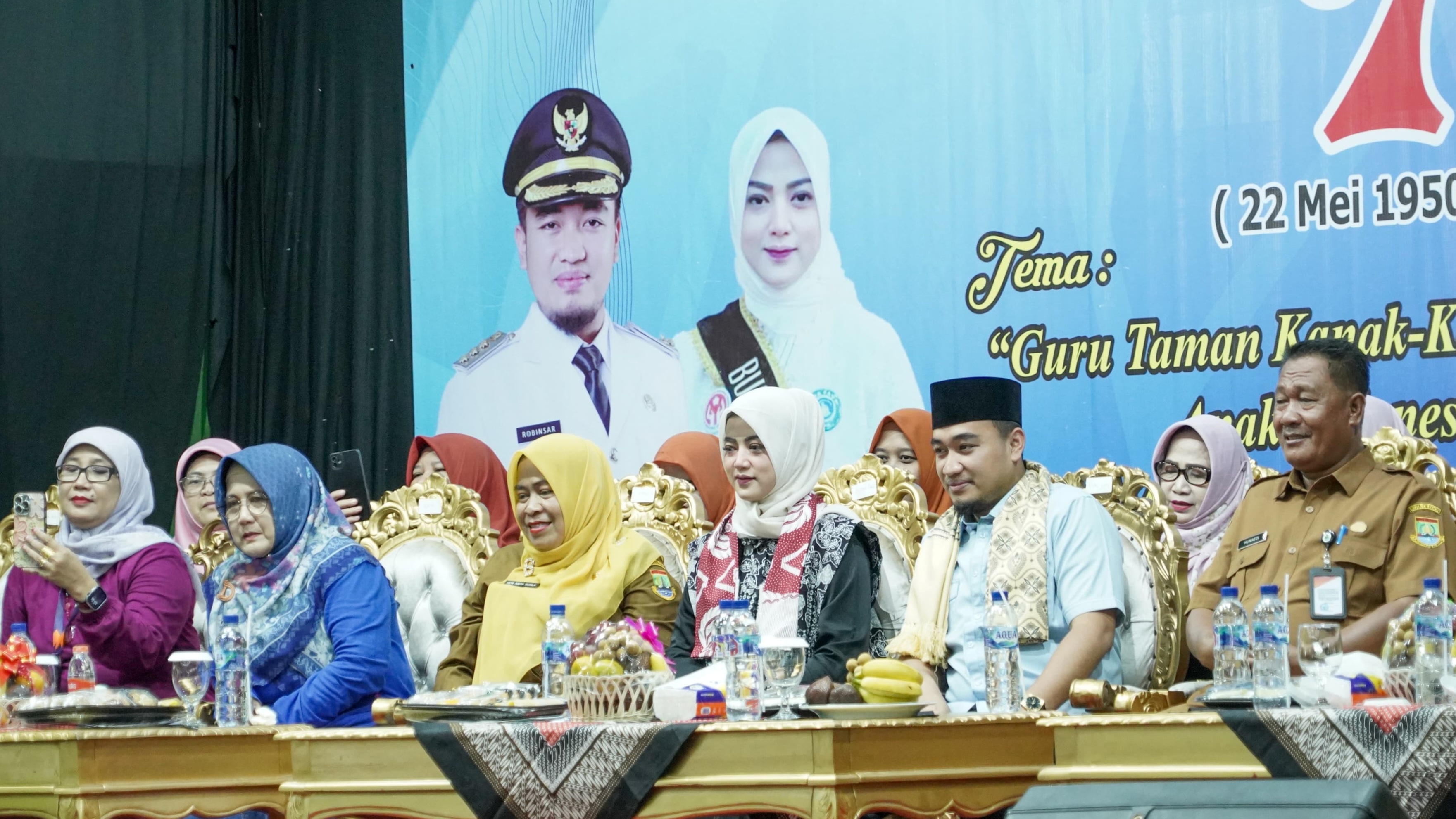 Peringati HUT IGTKI Ke-75, Robinsar Tekankan PAUD Sebagai Fondasi Pembentukan Karakter Anak