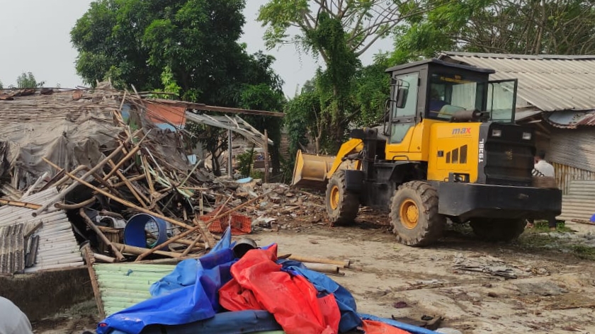 Tahap Kedua Penertiban Lapak Sukmajaya, 203 Rumah Rata Dengan Tanah