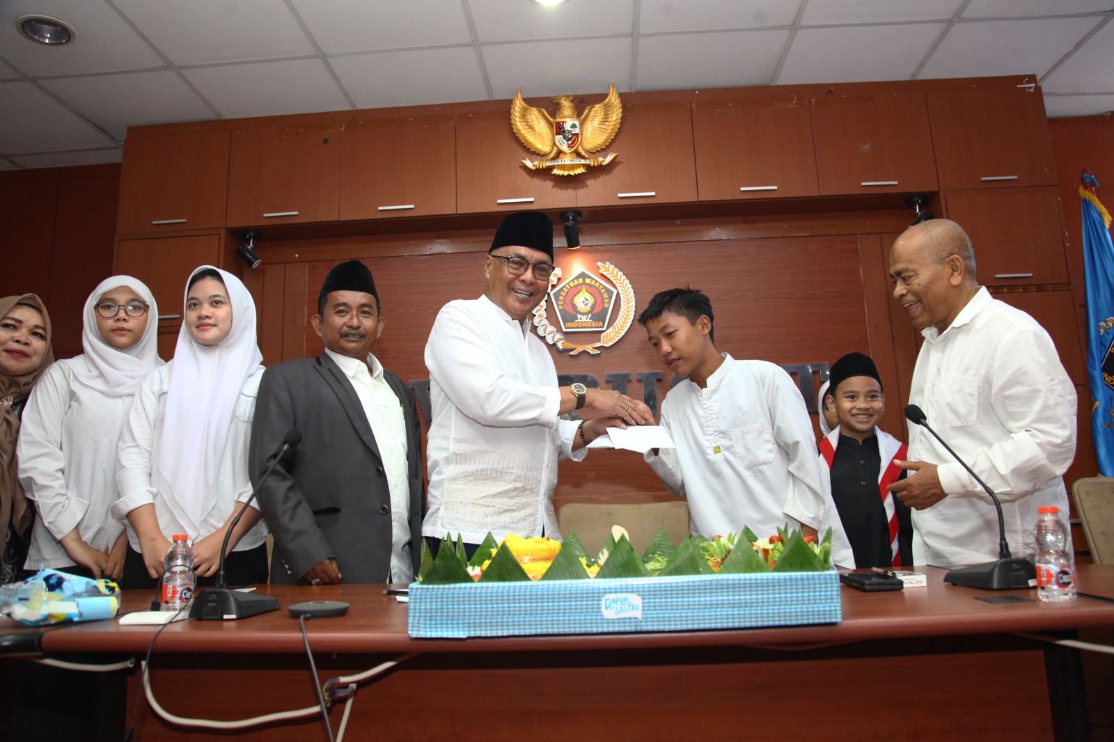 Doa Yatim Iringi Tasyakuran: PWI Resmi Kembali ke Rumah Lama di Lantai 4 Dewan Pers