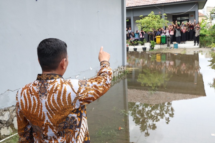 SMAN 15 Kota Tangerang Kerap Banjir, Gubernur Banten Siapkan Opsi Rehabilitasi atau Relokasi