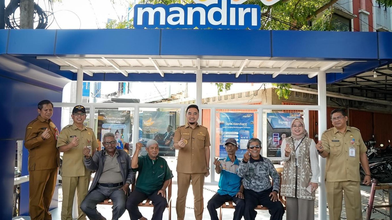 Halte Bank Mandiri Simpang Cilegon Dipercantik, Robinsar: Wujud Kota Modern dan Ramah Transportasi