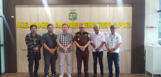 Perkuat Sinergi, SMSI Kabupaten Serang Silaturahmi Ke Kejari Serang