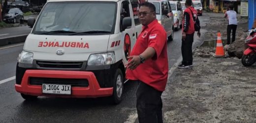 Aksi Nyata Kemanusiaan, PDIP Cilegon Kawal Tim Medis dan 26 Ambulans ke Sumatera