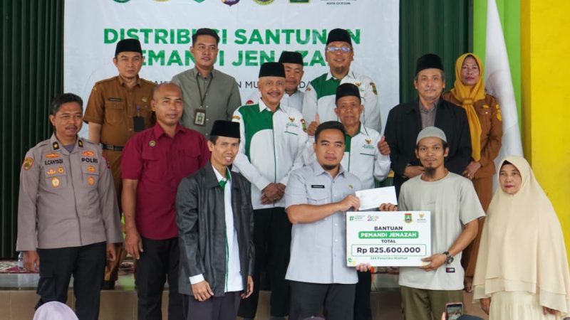 Salurkan Santunan Pemandi Jenazah, Walikota Robinsar Tegaskan Tak Ada Lagi Data Ganda