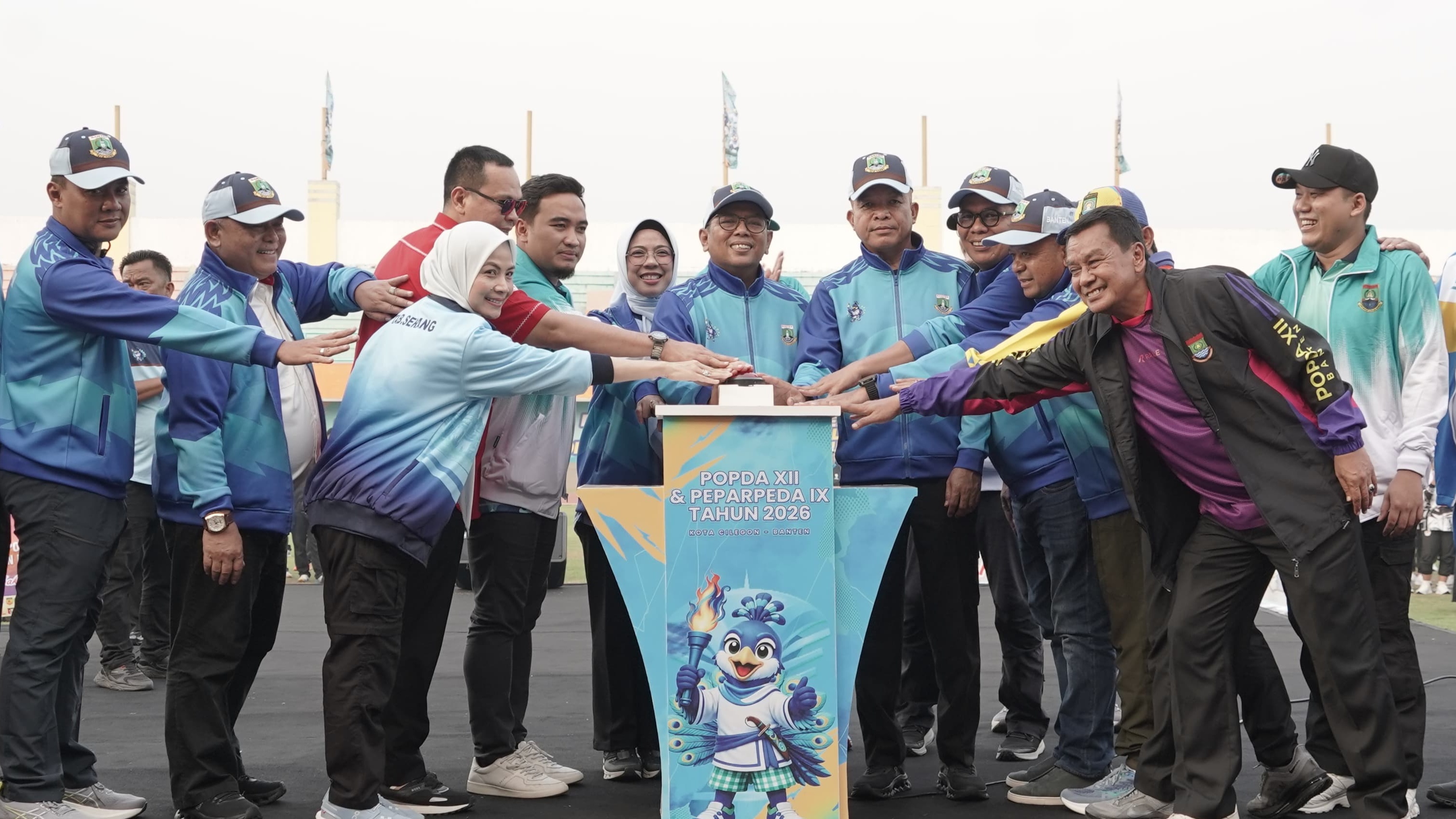 Gubernur Andra Soni Resmi Buka POPDA XII dan PEPARPEDA IX Banten 2026 di Cilegon
